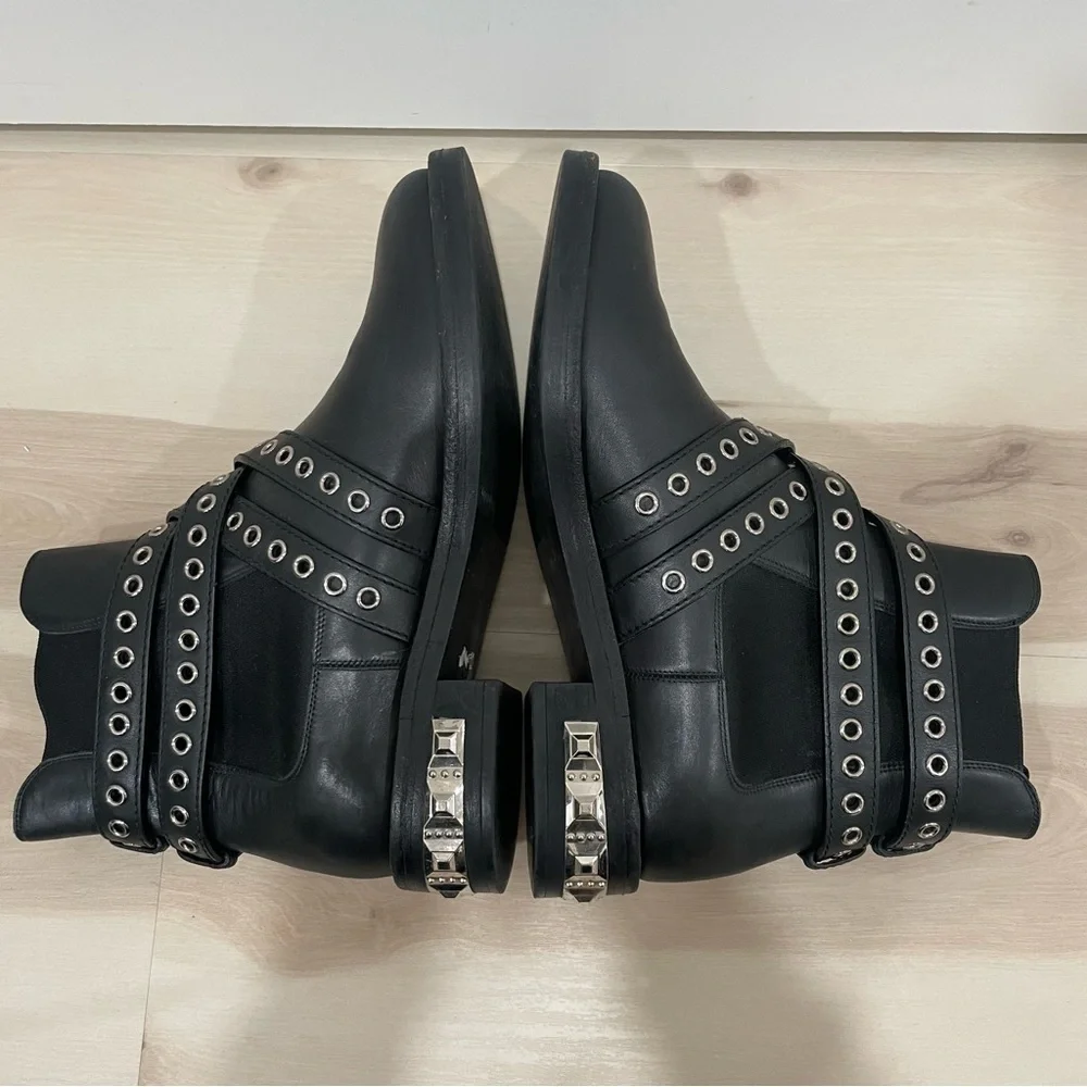 Miu Miu 5T652A Bisonte 2 Nero (Black) Women’s Biker Leather Boots Size 41 Buckle - Picture 10 of 16